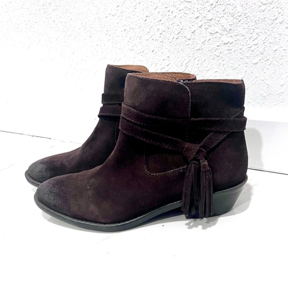 Sofft western fringe Tamala Tassel Ankle Boots 8 - Picture 11 of 11